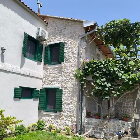 바르 Rustic Stone House 빌라 외부 사진